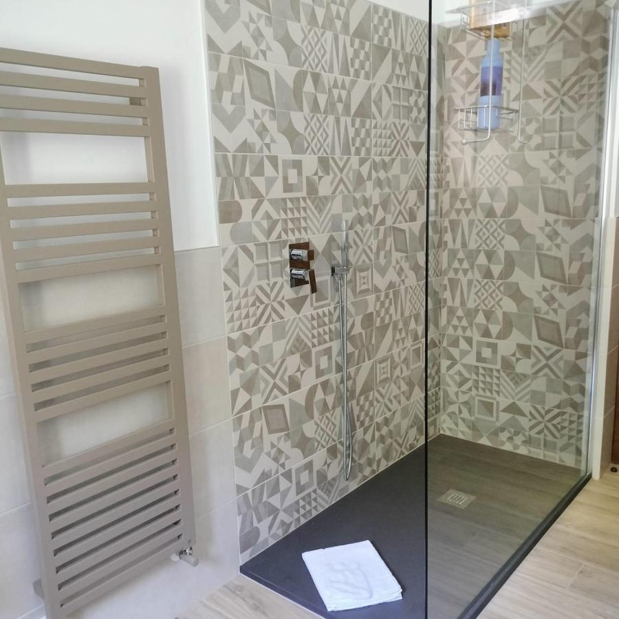 Casavacanze Sottocolle Valmorea Ngoại thất bức ảnh